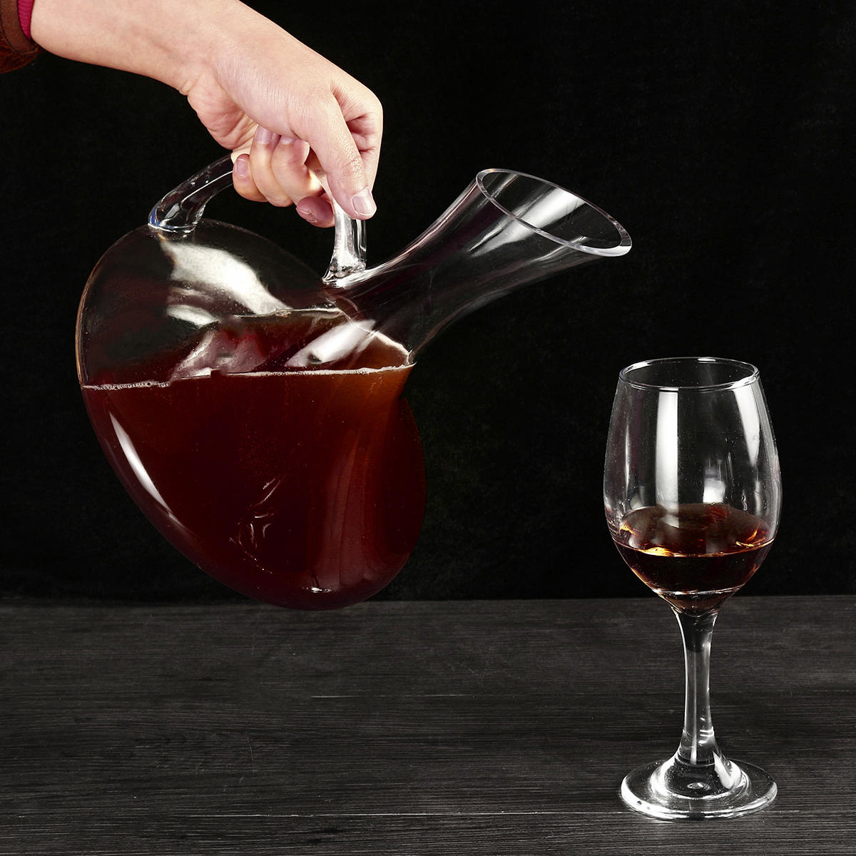 1700ml Crystal Glass Decanter And 4 Cups Elegant Pourer