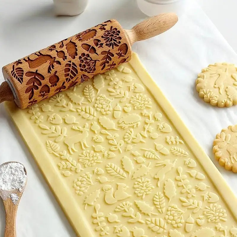 Christmas Rolling Pins: Wooden Embossing Baking Cookies