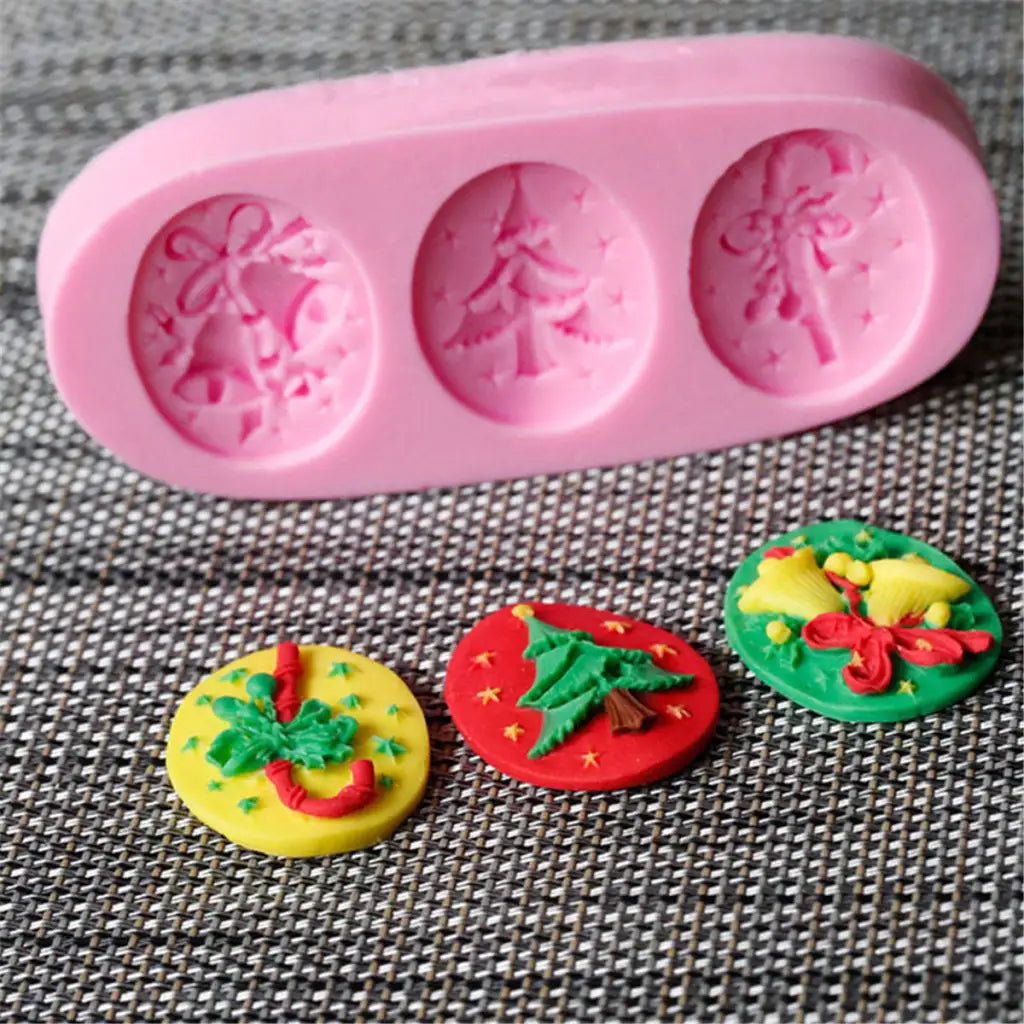 Christmas Tree Cake Mold: Soap Chocolate Candy Decor
