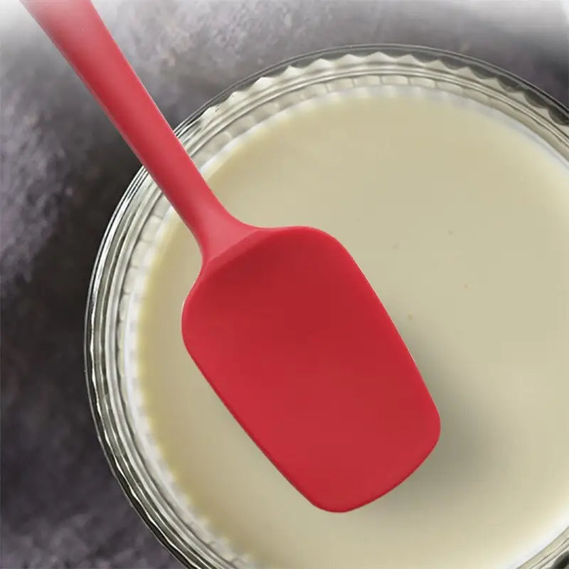 Heat Resistant Silicone Spoon Scraper - Cake & Ice Cream