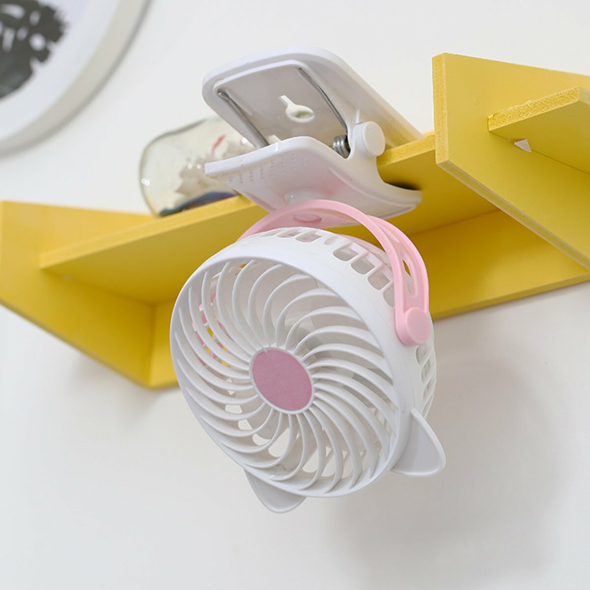 Mini Usb Clip-on Fan 360 Rotation 3 Speeds Rechargeable