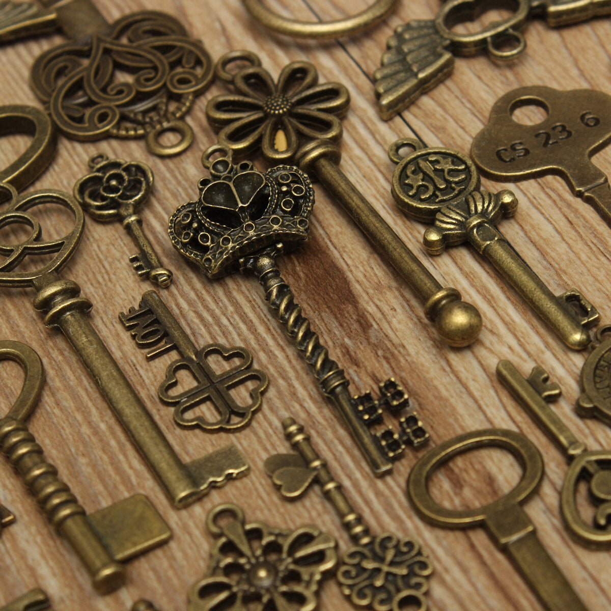 KING DO WAY 69PCS Vintage Bronze Key Pendant Necklace DIY Handmade Accessories Collection