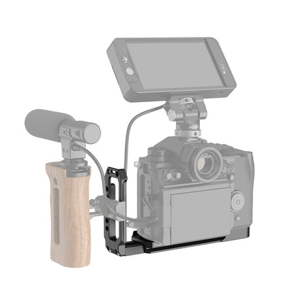 SmallRig 2655 S1H L-Bracket L Plate for Panasonic S1H Arca-Swiss Standard L-Shaped Plate Quick Release Tripod Mounting Bracket